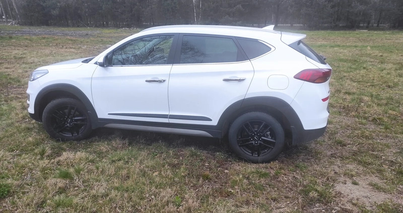 Hyundai Tucson cena 89900 przebieg: 76000, rok produkcji 2019 z Głogówek małe 56